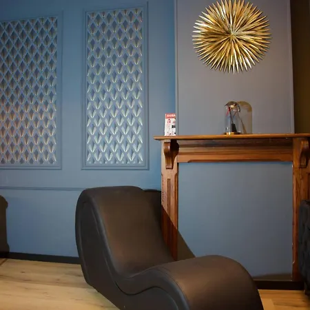 Romantic Boudoir-bleu Daire De Panne