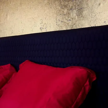 Romantic Suite Boudoir-Bleu Apartment
