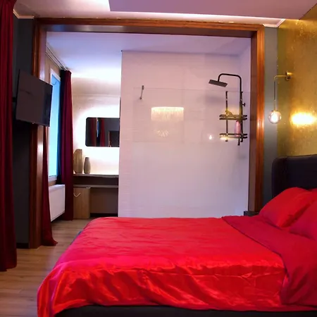 Romantic Suite Boudoir-Bleu Apartment *
